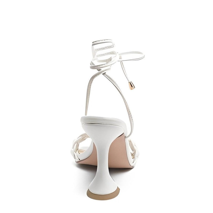 Fluer Tie Heels