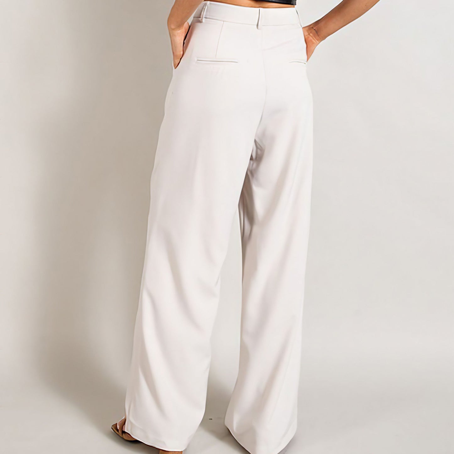 Flowy and Relaxed Straight Leg Pant