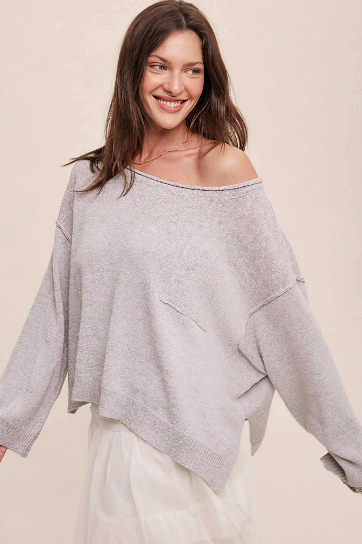 Light Weight Wide Neck Croped Knit Sweater